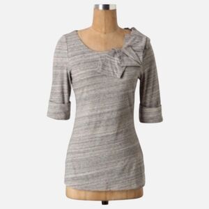 SALE Anthropologie Postmark Heather Light Gray Abstract Neckline Pullover Top L